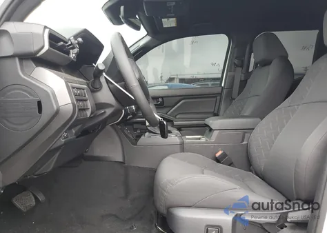 2024 Toyota Tacoma Double Cab z USA, uszkodzony, nr VIN 3TMKB5FN6RM005569